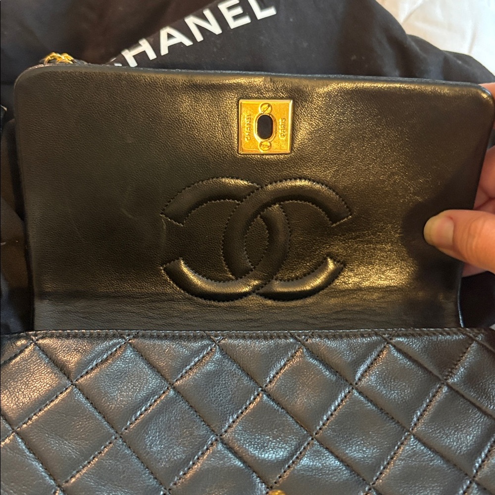 CHANEL mini Matelasse Lambskin Full Flap. - Picture 10 of 17